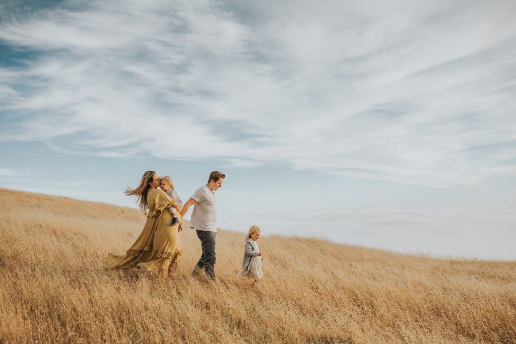 The Best Family Photographers Of 2020 Showing Their 56 Beautiful Photos