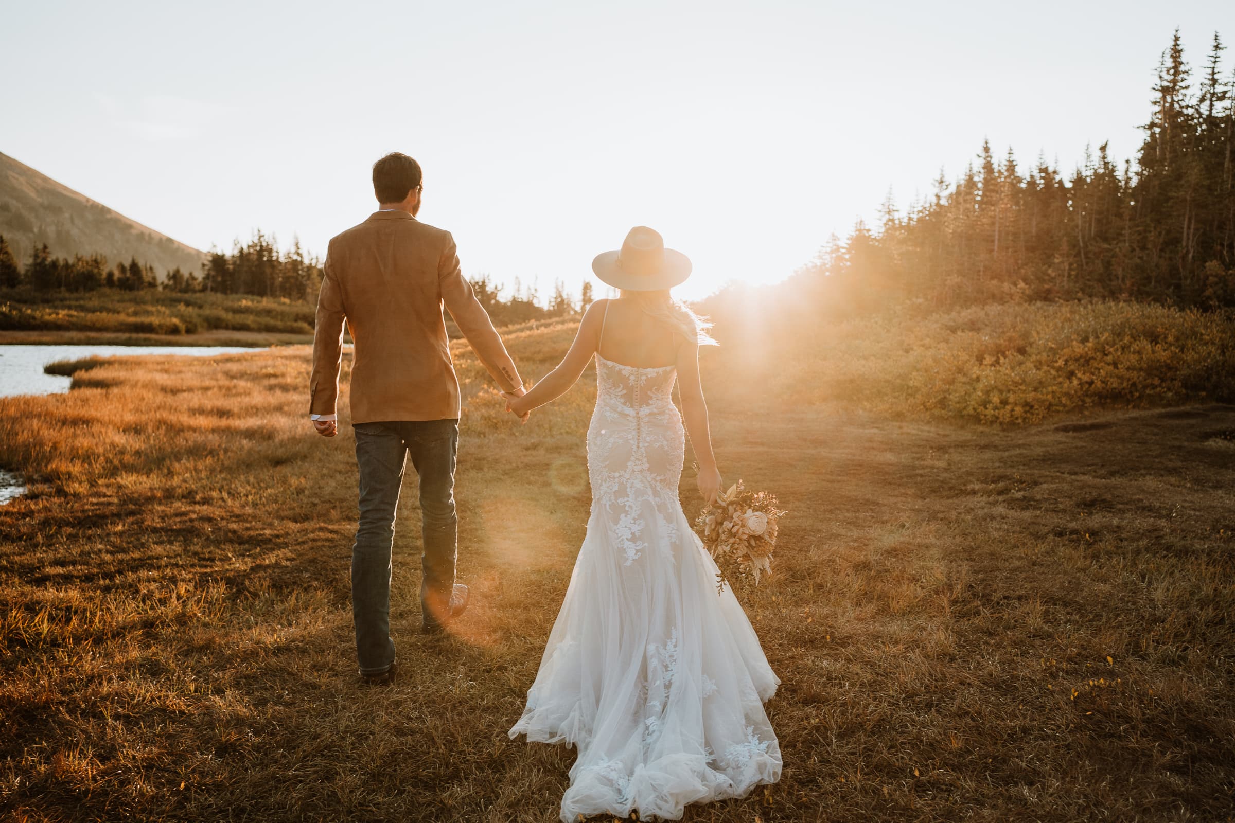 Top Tips for Stunning Sunset Wedding Photography